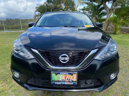 Used 2019 Nissan Sentra SR FWD image 2
