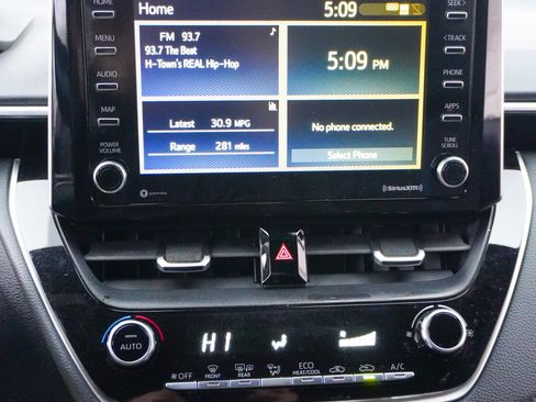 Used 2021 Toyota Corolla SE image 26