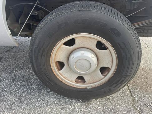 Used 2006 Ford F350 XLT RWD image 21