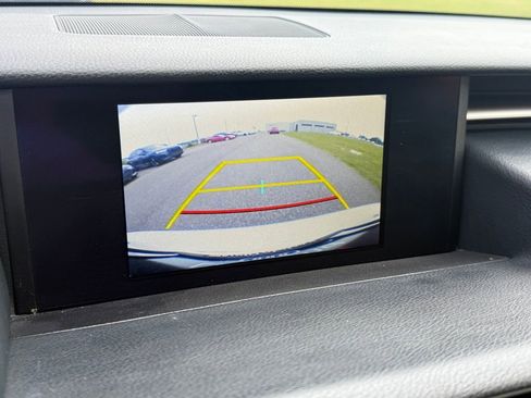 Used 2016 Lexus IS 200t image 27