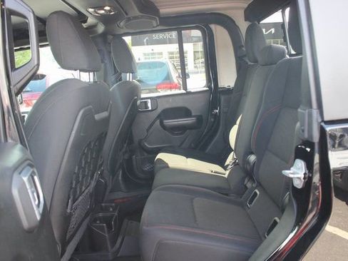 Used 2020 Jeep Gladiator Rubicon image 19