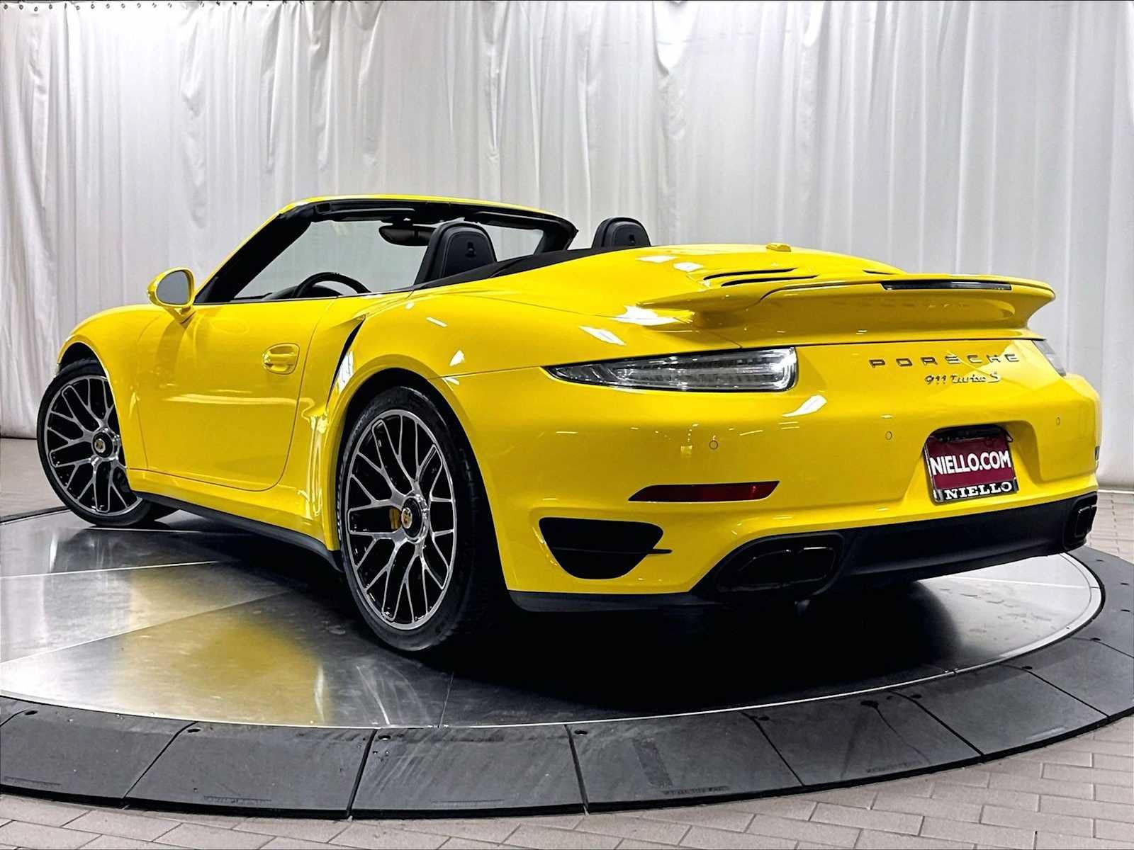 Used 2014 Porsche 911 Turbo S AWD/4WD image 3
