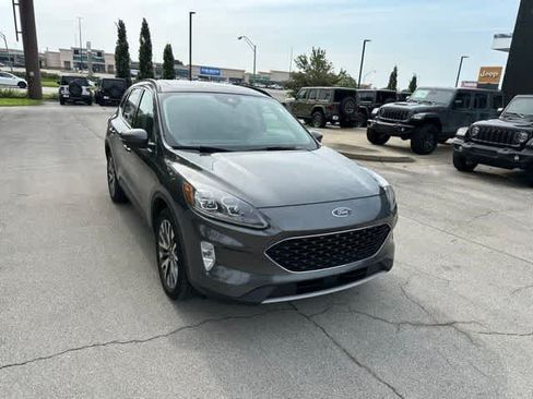 Used 2020 Ford Escape Titanium AWD/4WD image 26