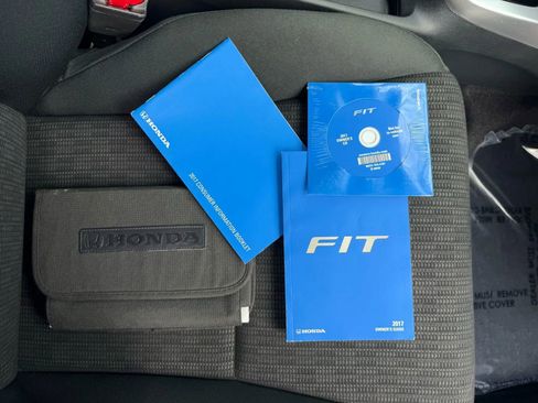 Used 2017 Honda Fit LX image 17
