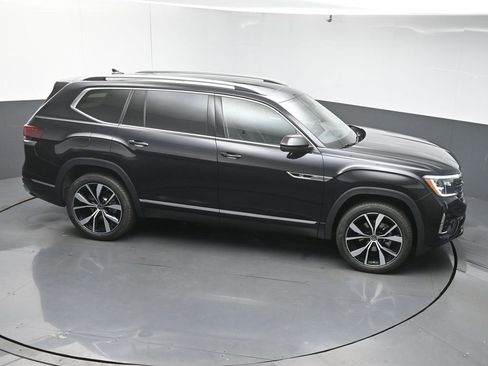 New 2025 Volkswagen Atlas SEL Premium R-Line image 50