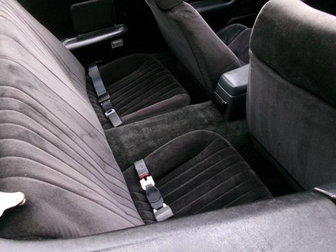 Used 1991 Pontiac Firebird Convertible image 30