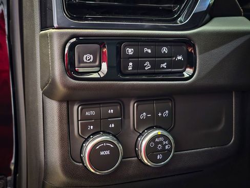 Certified 2026 GMC Yukon AT4 w/ AT4 Premium Package image 14