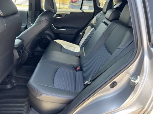 Used 2023 Toyota RAV4 XSE AWD/4WD image 12