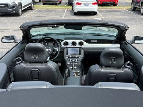 Used 2022 Ford Mustang Premium RWD image 11