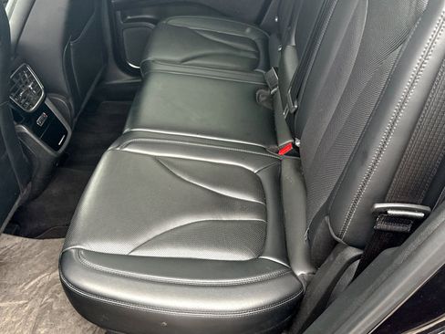 Used 2023 Lincoln Nautilus Reserve w/ Equipment Group 201A image 21