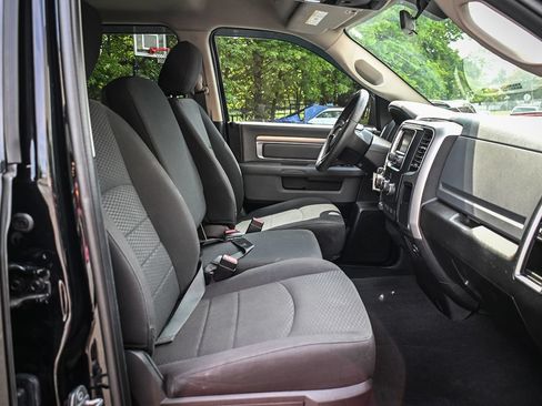 Used 2019 RAM 1500 Warlock AWD/4WD image 19