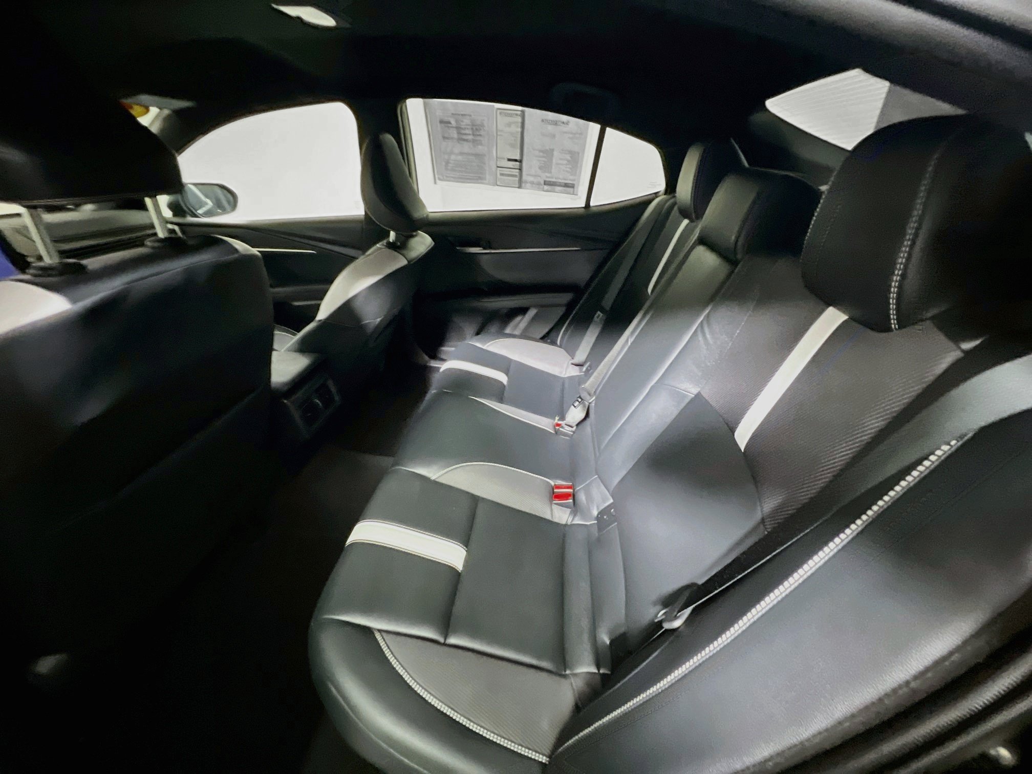 Used 2025 Toyota Camry SE FWD image 28