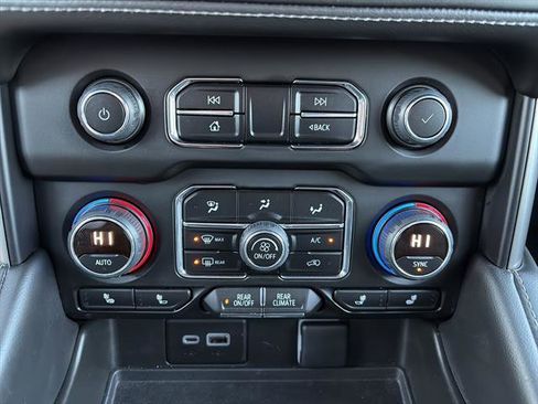 Used 2023 Chevrolet Tahoe LT image 26