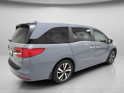 Used 2024 Honda Odyssey Touring image 6