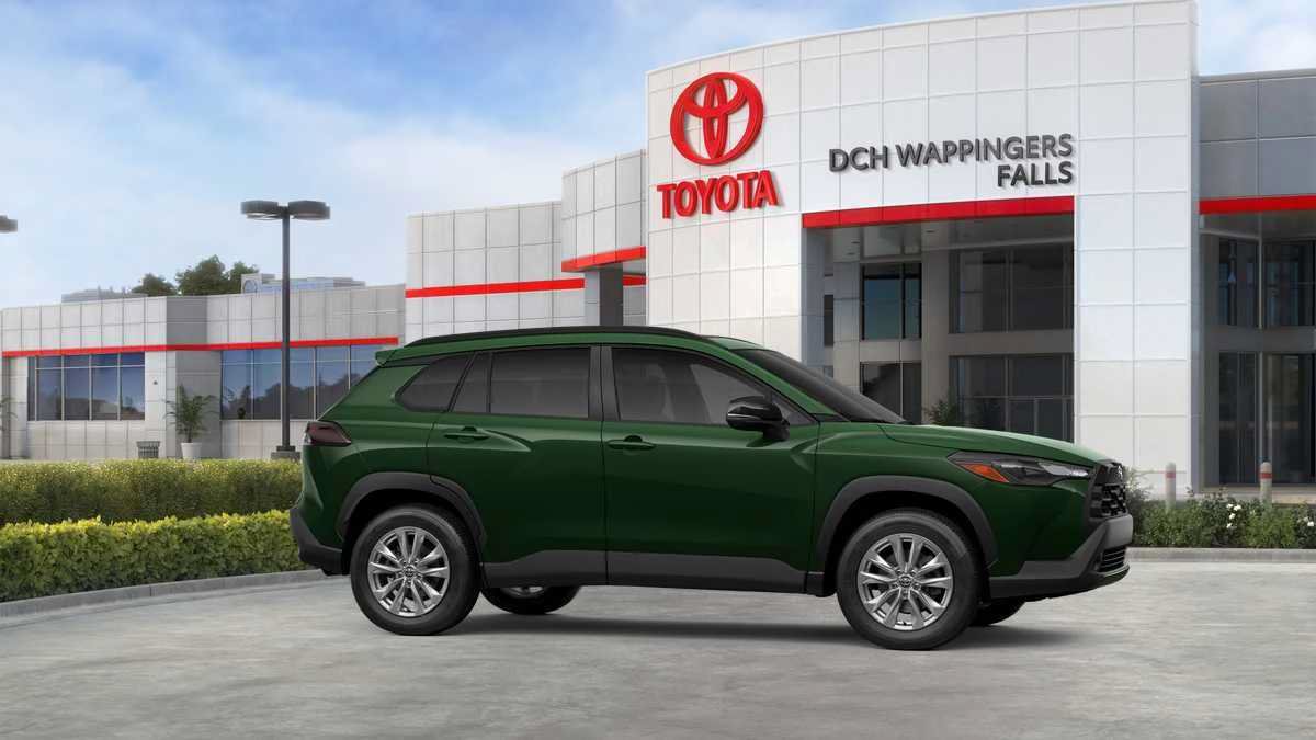 New 2026 Toyota Corolla Cross LE w/ Moonroof Package AWD/4WD image 37