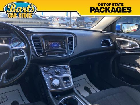 Used 2016 Chrysler 200 Limited image 21