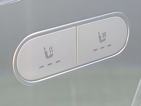 Used 2020 Mercedes-Benz GLE 350 4MATIC image 32