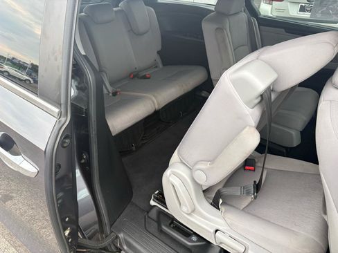 Used 2018 Honda Odyssey EX image 26
