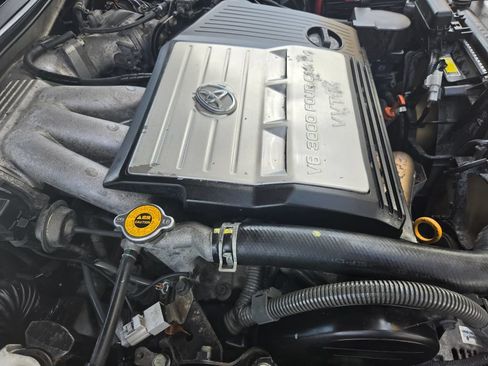 Used 2001 Toyota Avalon XL FWD image 39