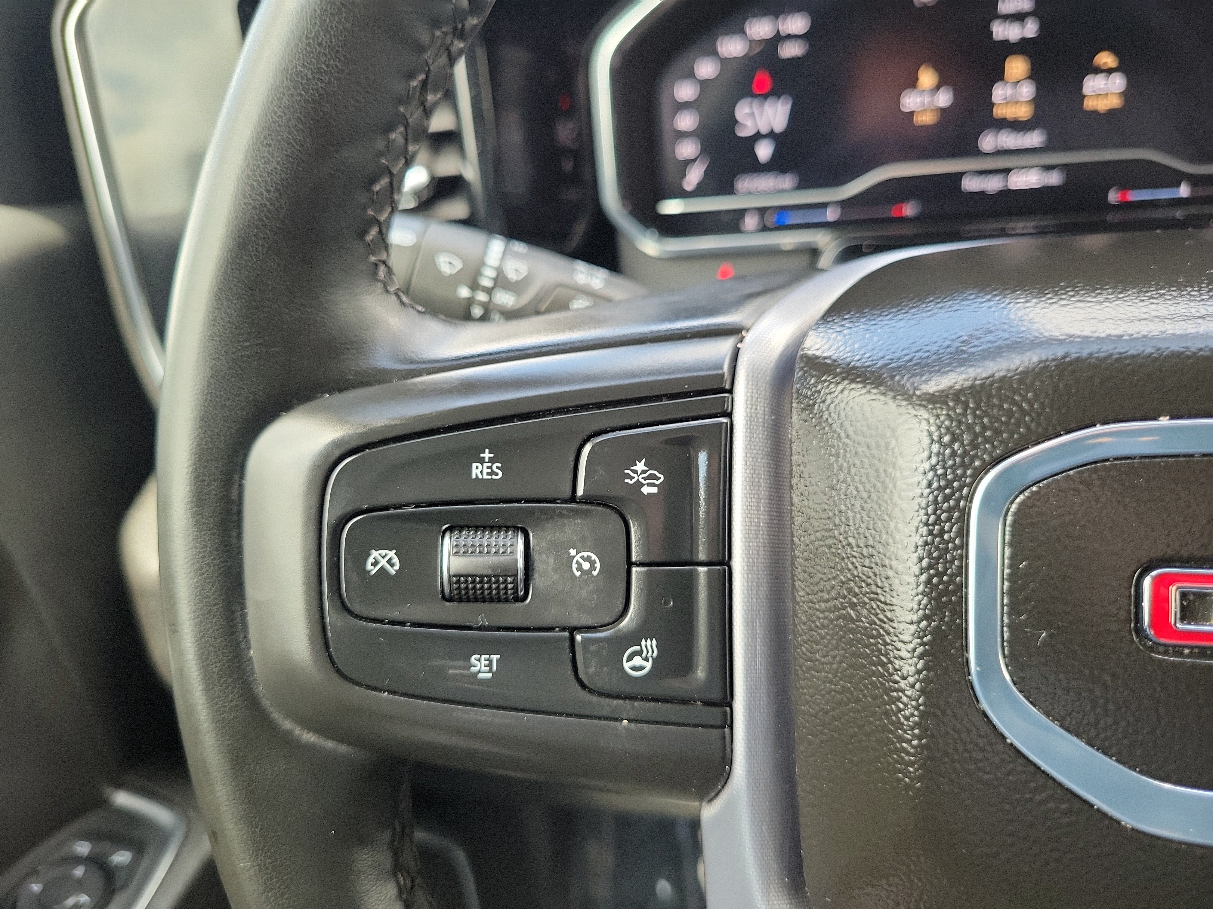 Used 2024 GMC Sierra 1500 Elevation AWD/4WD image 19