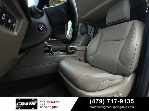 Used 2023 Lexus GX 460 Premium w/ Premium Package AWD/4WD image 24