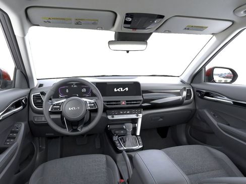 New 2026 Kia Seltos S image 14