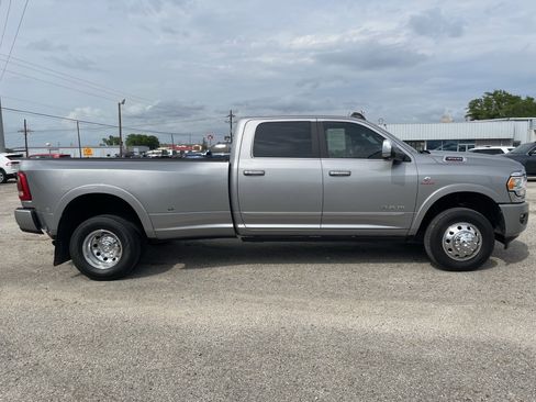 Used 2020 RAM 3500 Limited image 3