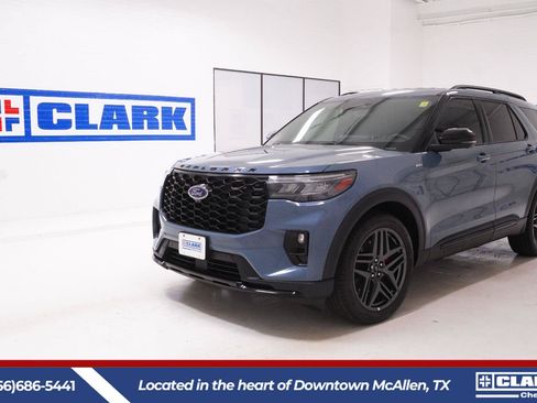 Used 2025 Ford Explorer ST-Line w/ Premium Package RWD image 1
