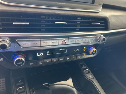 Used 2022 Kia Telluride SX w/ SX Prestige Package image 49
