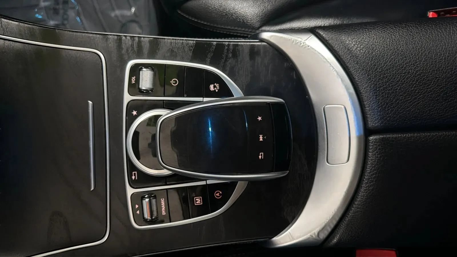 Used 2017 Mercedes-Benz GLC 300 4MATIC Coupe image 16