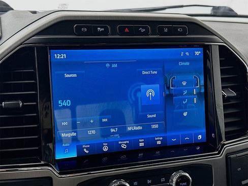 Used 2022 Ford F350 Platinum w/ FX4 Off-Road Package image 16