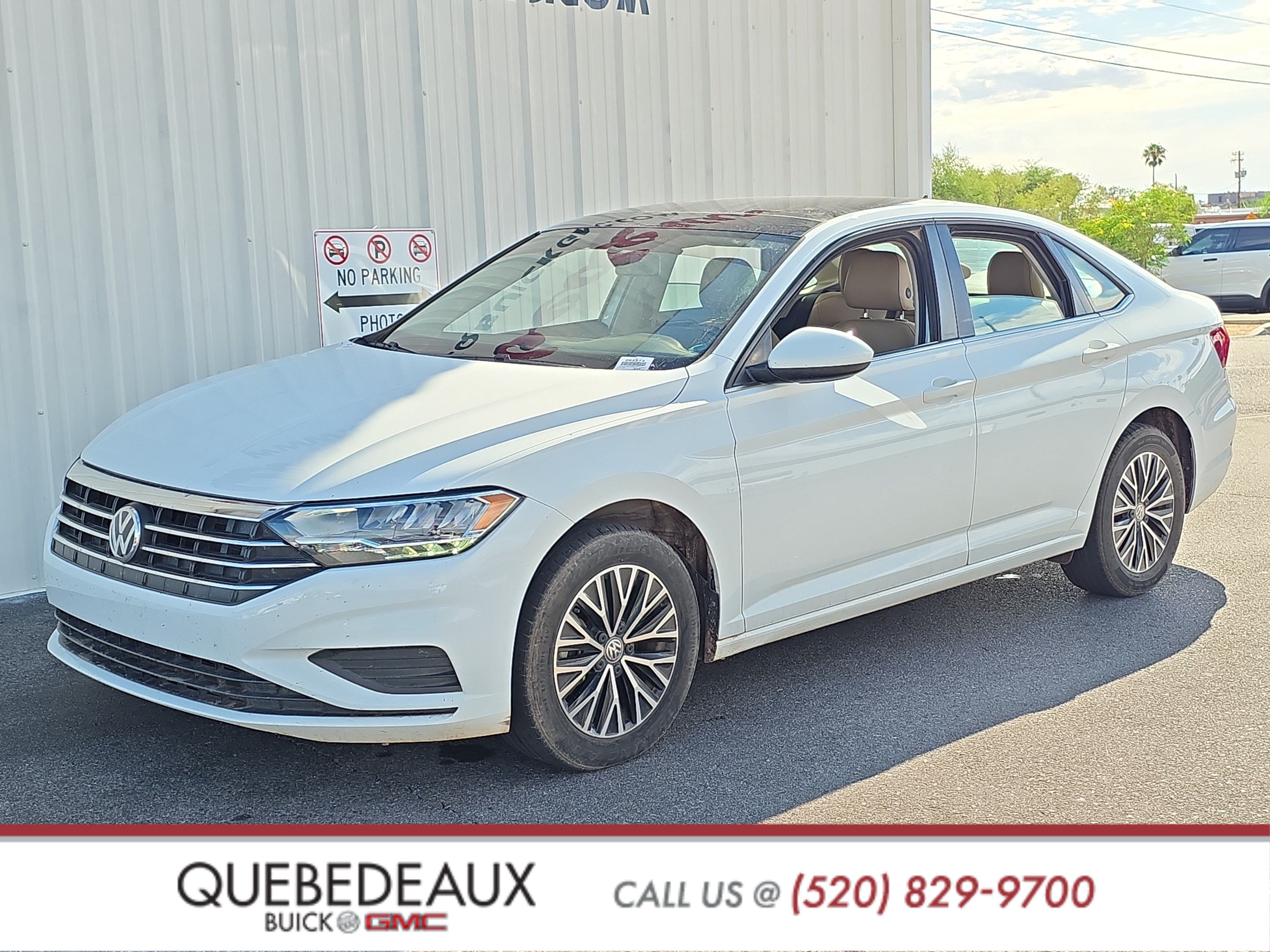Used 2021 Volkswagen Jetta SE FWD image 3