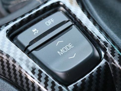Used 2021 Chevrolet Camaro LT RWD image 13