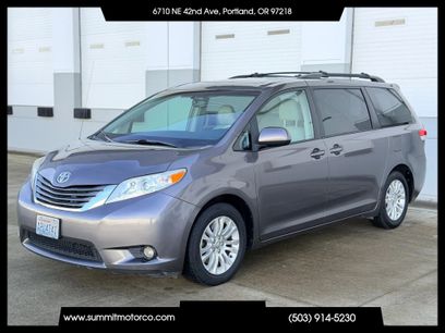 Used 2014 Toyota Sienna XLE