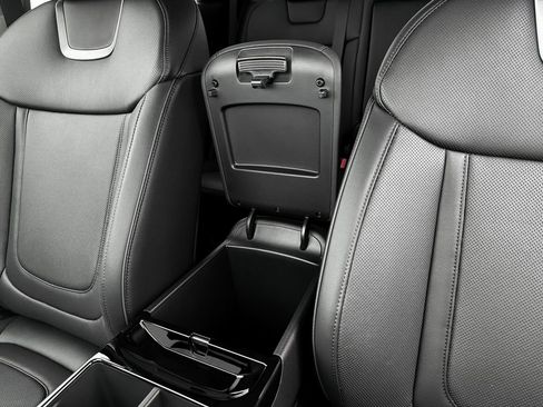 New 2025 Hyundai Tucson Limited image 19