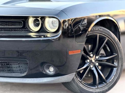 Used 2017 Dodge Challenger SXT w/ Blacktop Package RWD image 7