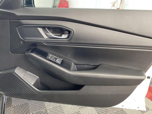 Used 2023 Honda Accord Touring image 7