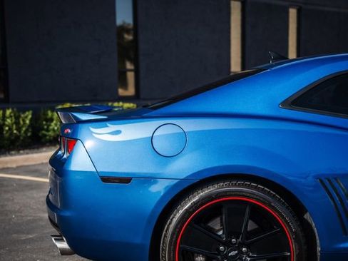 Used 2013 Chevrolet Camaro SS w/ Hot Wheels Special Edition image 47