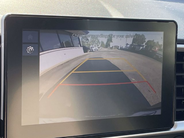 Certified 2025 Hyundai Venue SEL FWD image 28