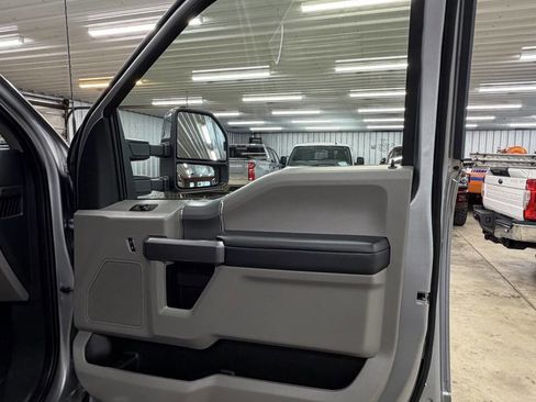 Used 2022 Ford F250 XLT w/ XLT Premium Package image 40