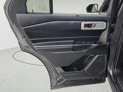 Used 2020 Ford Explorer ST AWD/4WD image 28