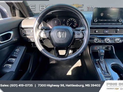 Used 2023 Honda Civic Sport image 5
