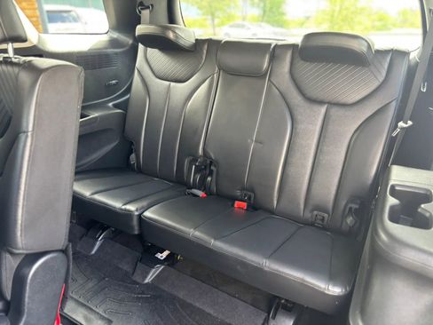 Used 2023 Hyundai Palisade SEL image 22