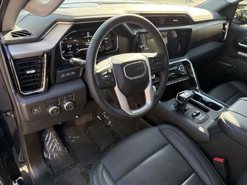 Used 2025 GMC Sierra 1500 Denali w/ Denali Reserve Package RWD image 9