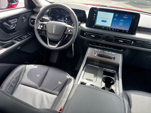 New 2025 Lincoln Aviator Reserve image 32
