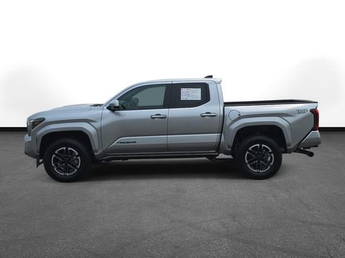 Used 2026 Toyota Tacoma TRD Sport AWD/4WD image 10