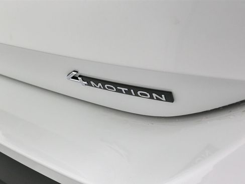 New 2025 Volkswagen Tiguan S image 10