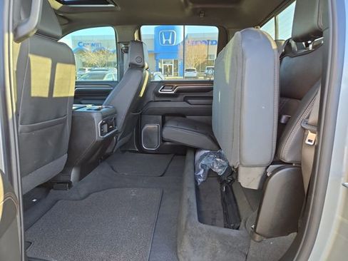 Used 2025 Chevrolet Silverado 3500 High Country w/ Technology Package image 33