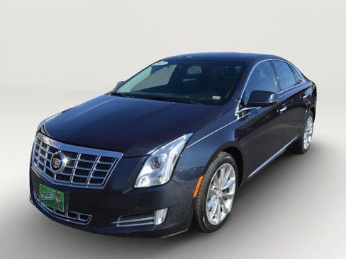 Used 2013 Cadillac XTS Premium image 2