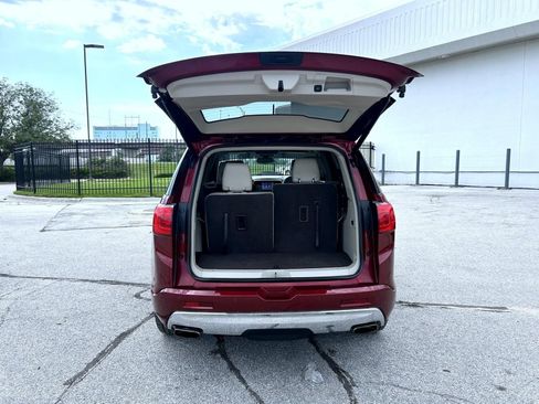 Used 2018 GMC Acadia Denali w/ Technology Package AWD/4WD image 23